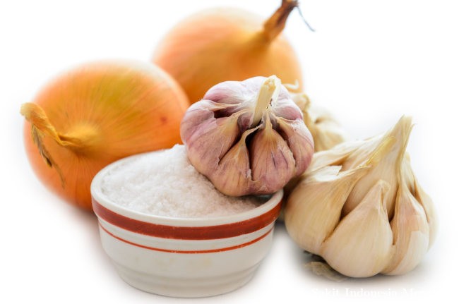 Obat Alami Sakit Tenggorokan Berikut Bisa Dibuat Sendiri